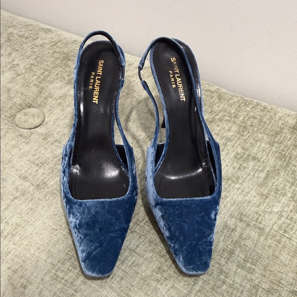 Saint Laurent Women's Blue Velvet Heels